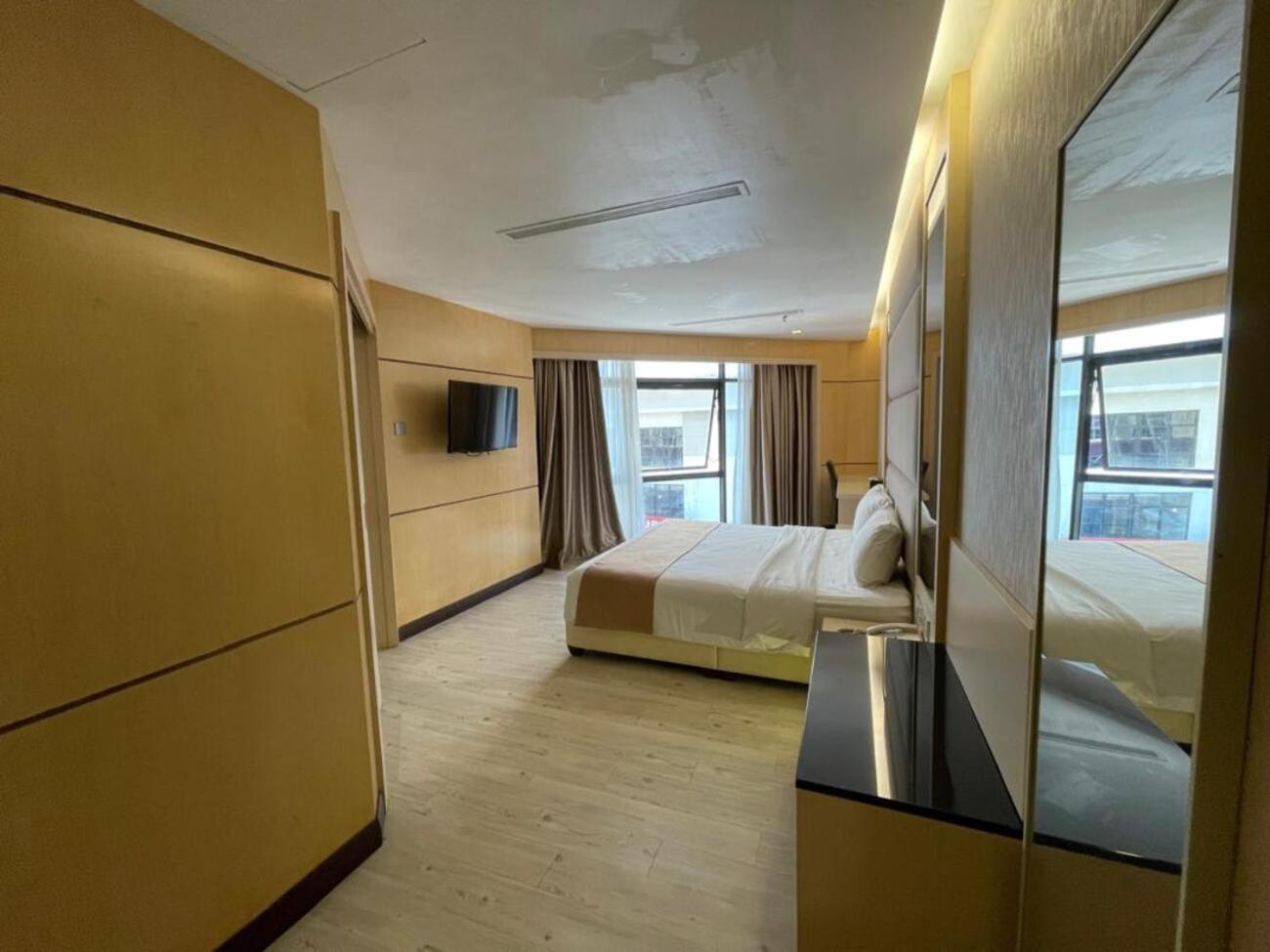 Geobay Hotel Джохор Бахру Екстериор снимка