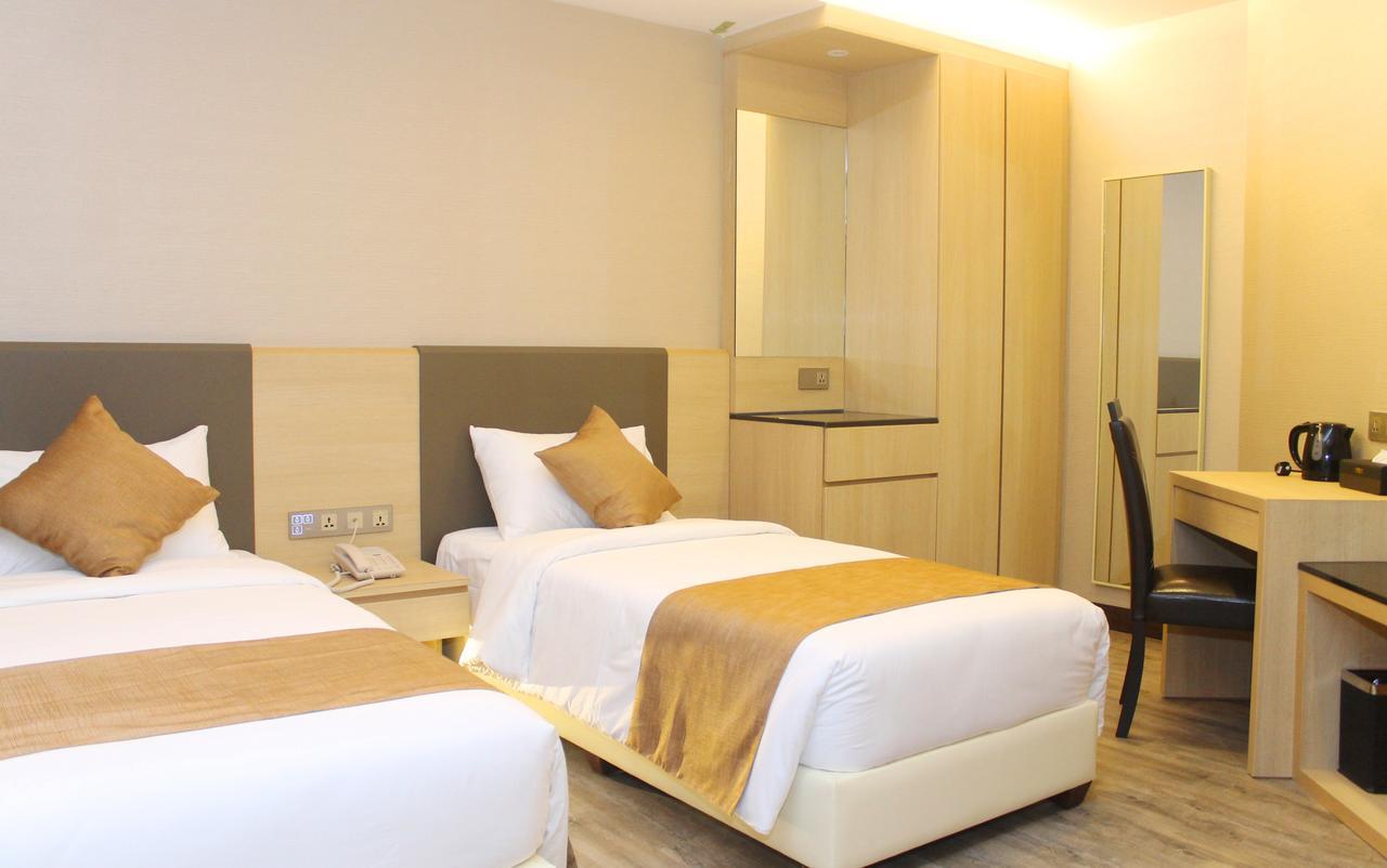 Geobay Hotel Джохор Бахру Екстериор снимка