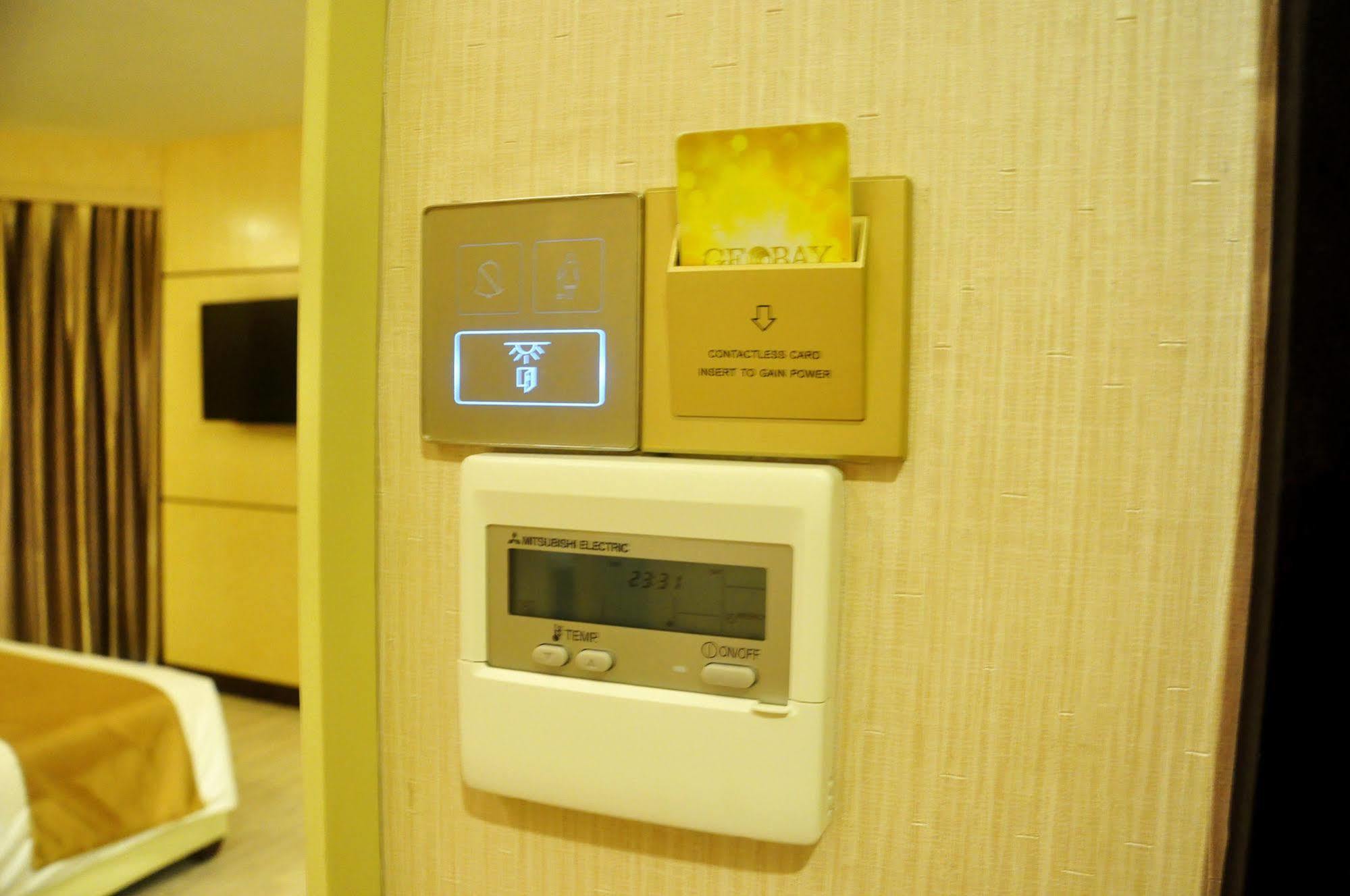 Geobay Hotel Джохор Бахру Екстериор снимка