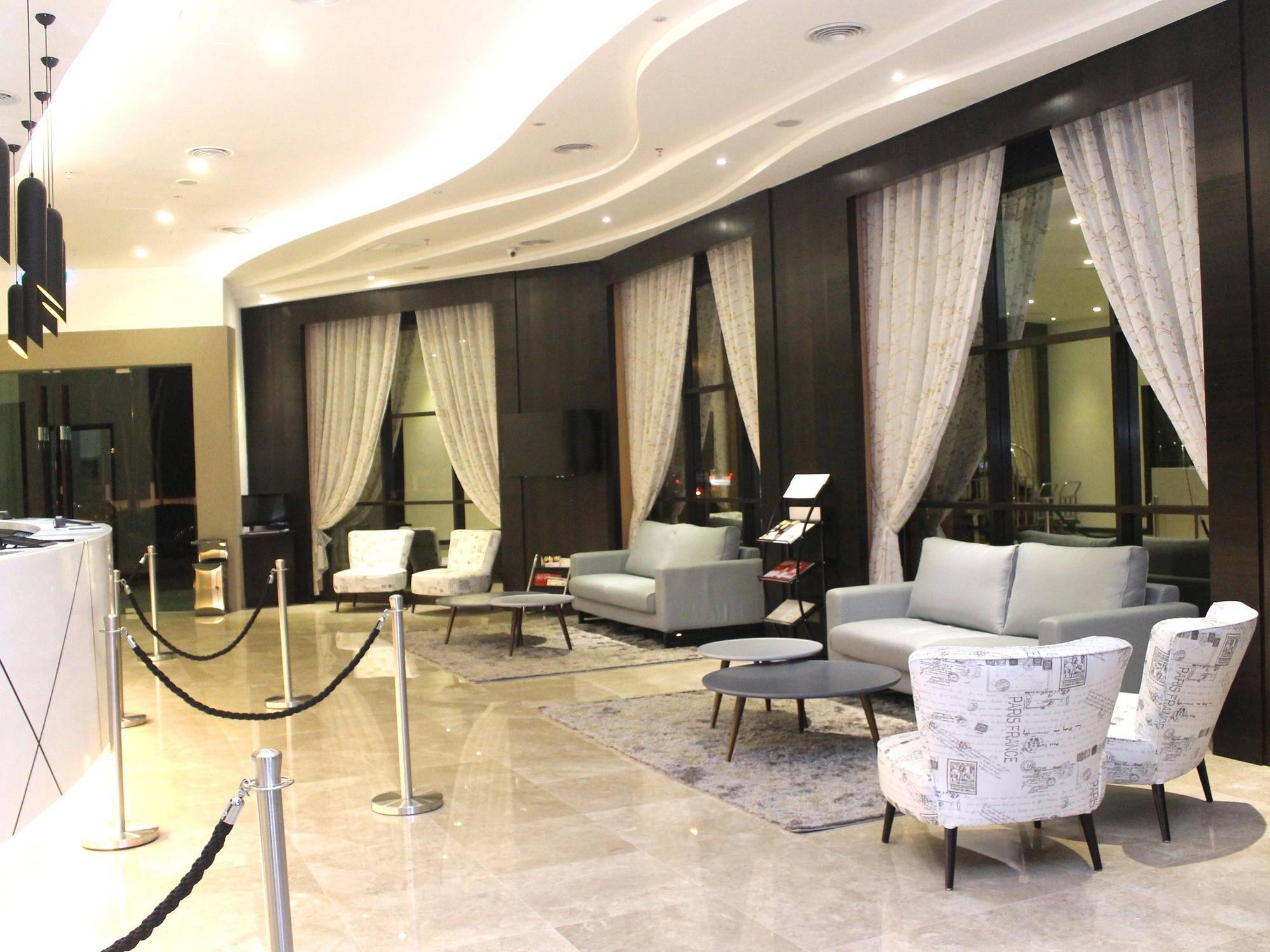 Geobay Hotel Джохор Бахру Екстериор снимка